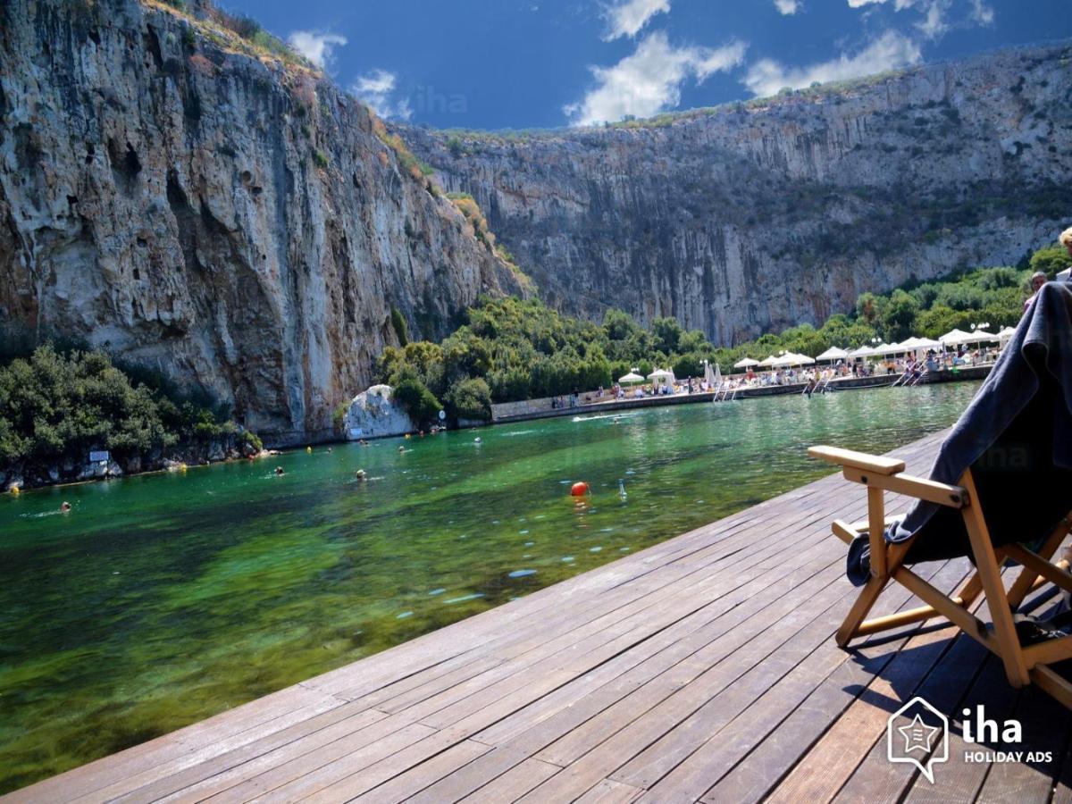 Relux Sea View 2 Bedroom By Blupine Athens