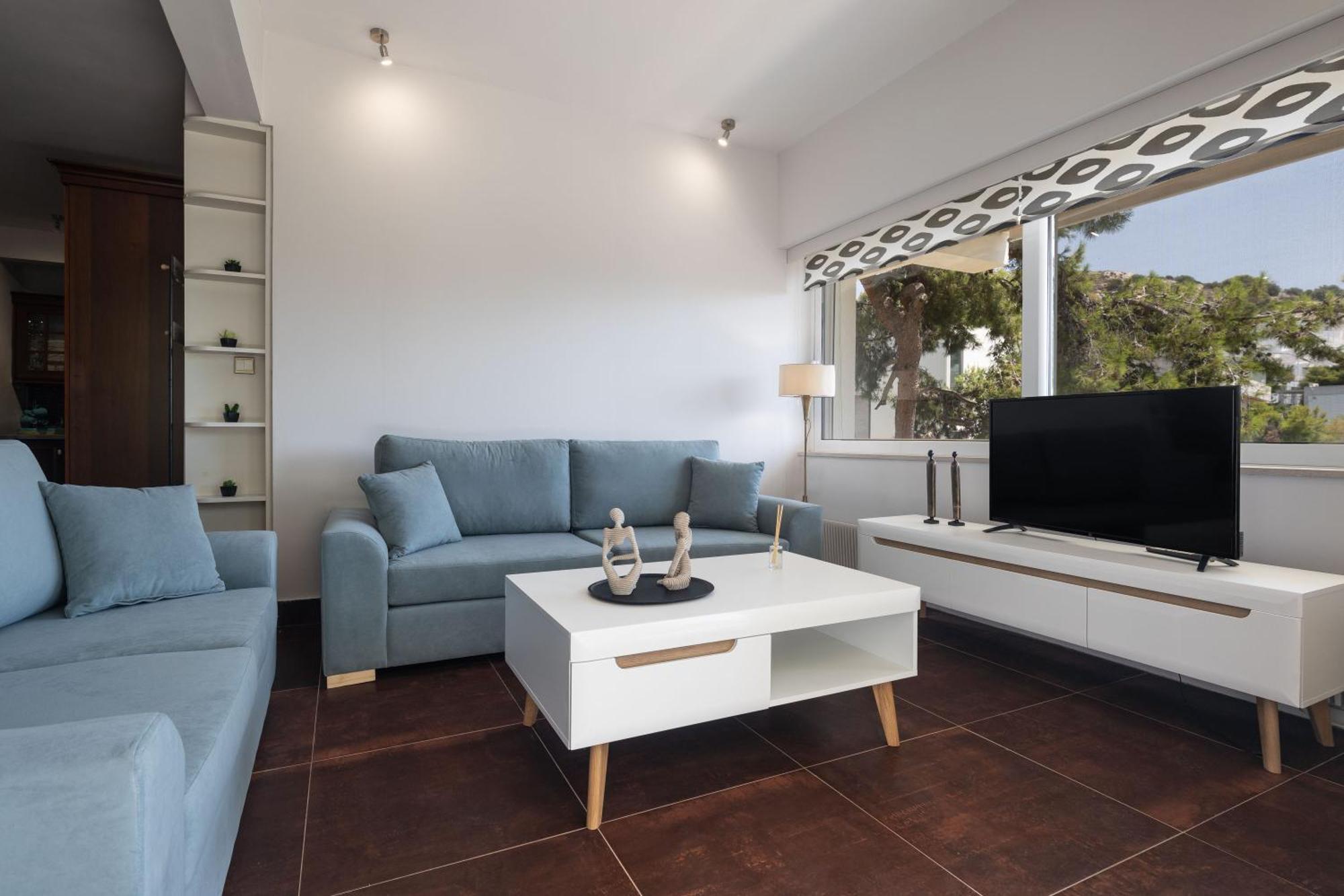 Apartment Relux Sea View 2 Bedroom By Blupine *